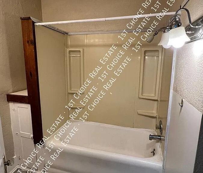 1729 Maplewood Ave — Photo 15