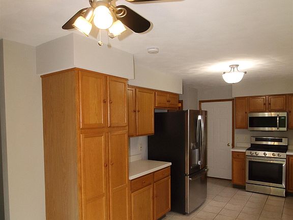 5th image of 6811 Hedgewood Rd