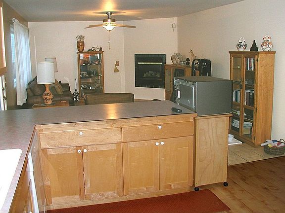 LIVE-IN KITCHEN