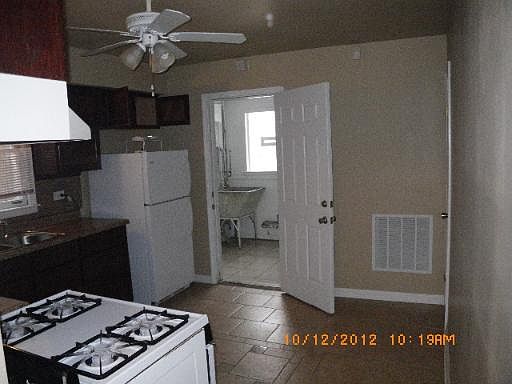 5th image of 13602 S Wentworth Ave