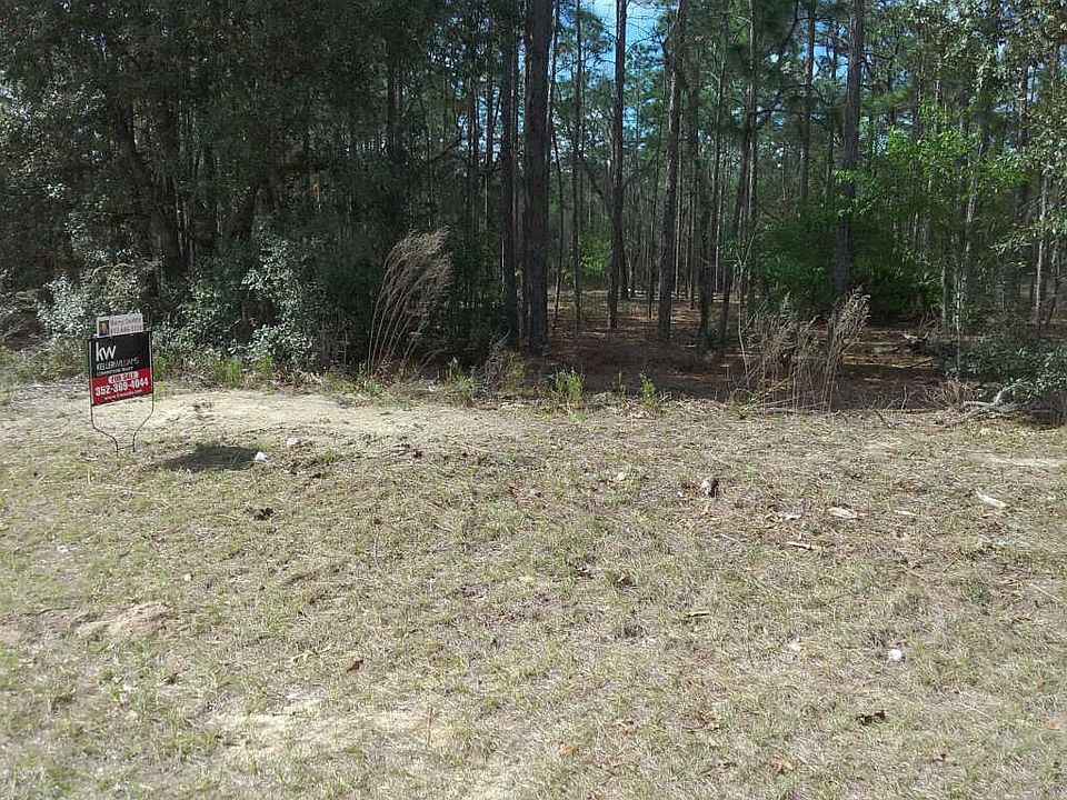 2nd image of 9382 N Pineview Way