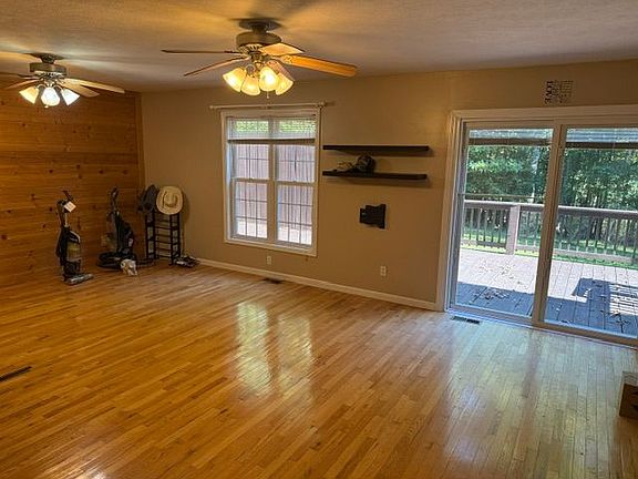 2nd image of 149 Lichen Ln