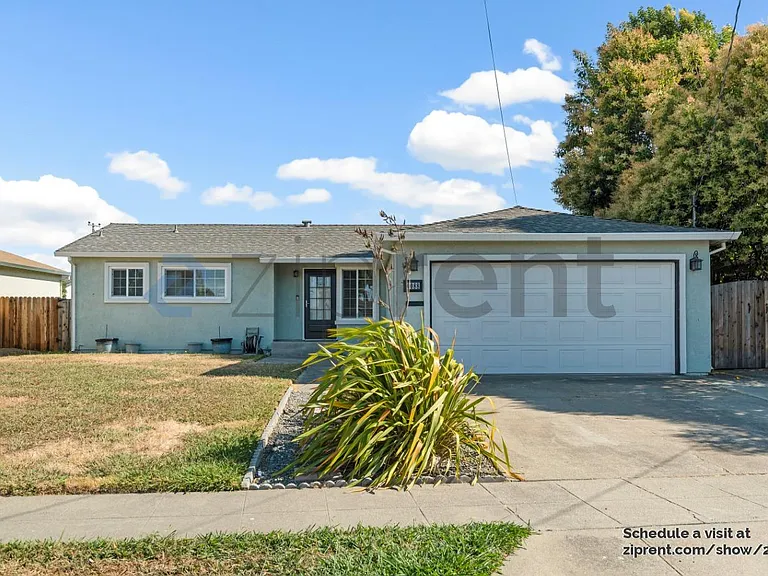 6088 Tourraine Dr — Photo 2
