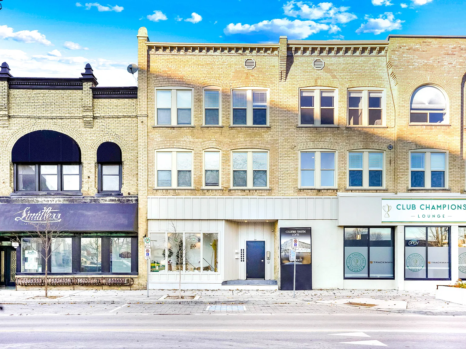 537 Talbot Street St. Thomas — Photo 4