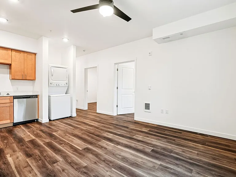 Cascara Apartments (CAS) — Photo 14