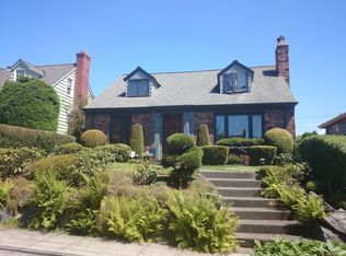 2616 28th Ave W, Seattle, WA 98199