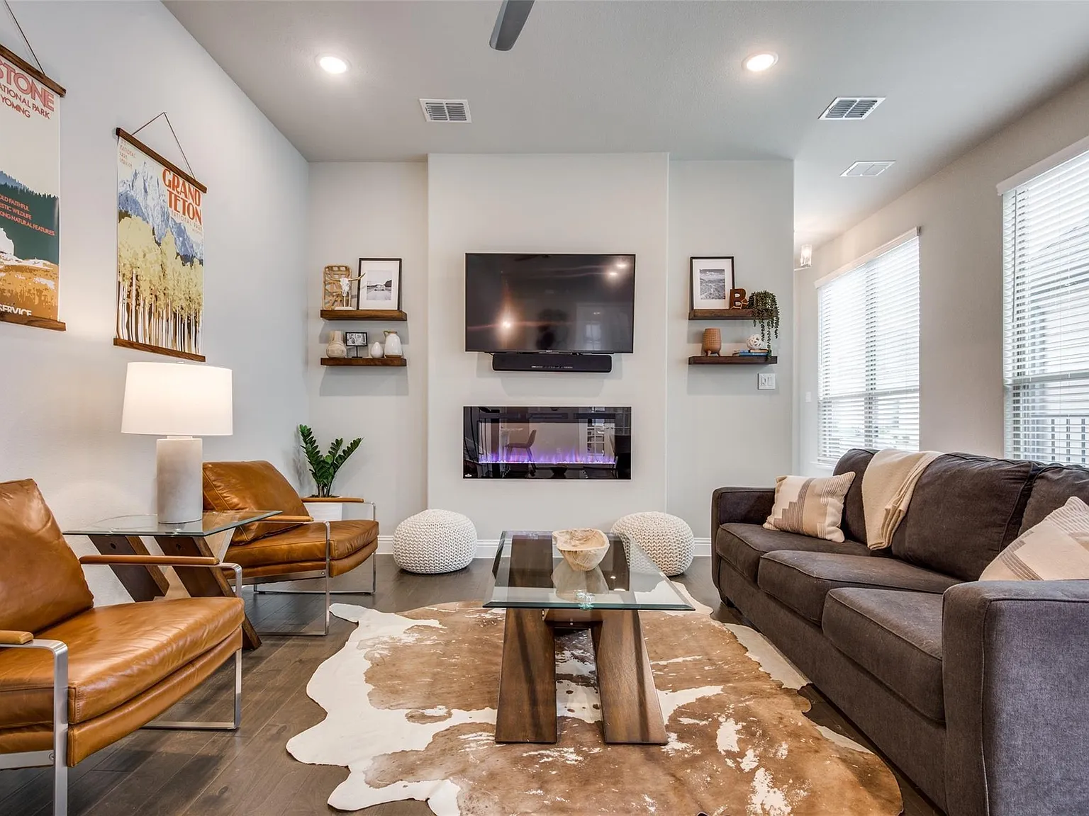 3 bed, 2159 sqft, $3,400 — Photo 4