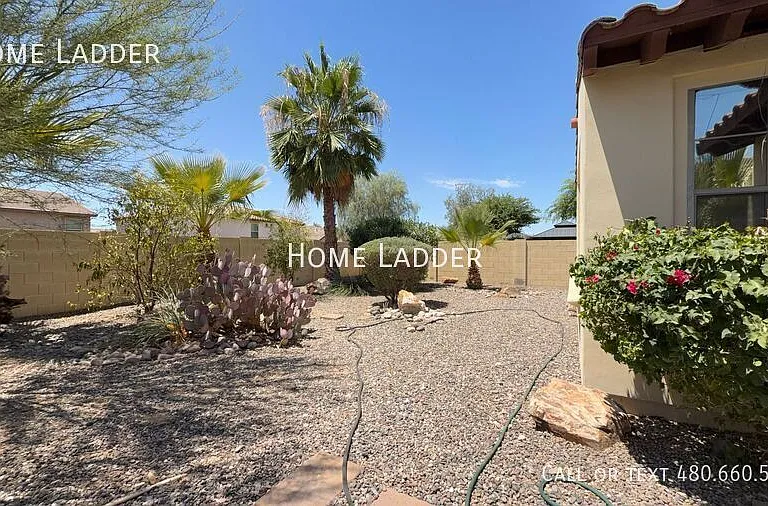 20593 W Hamilton St — Photo 16