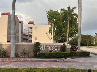 6115 NW 186th St APT 203, Hialeah, FL 33015