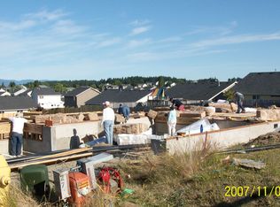 807 Duniway Rd, Lafayette, OR 97127