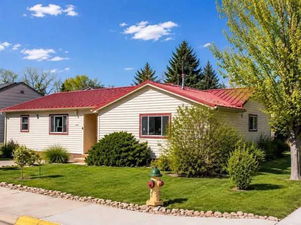 1219 S 4th St, Laramie, WY 82070