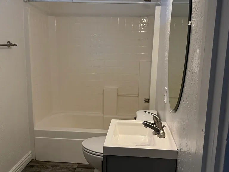 701 W Lewis Ave — Photo 34