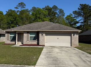 13712 Fox Hill Dr, Gulfport, MS 39503