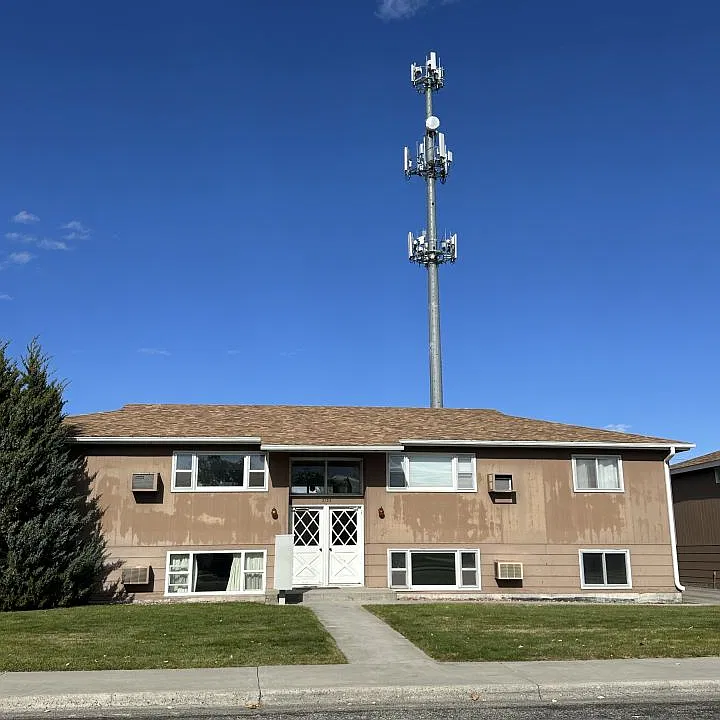 2133 Alderson Ave #2