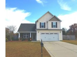 215 New Castle Ln, Spring Lake, NC 28390
