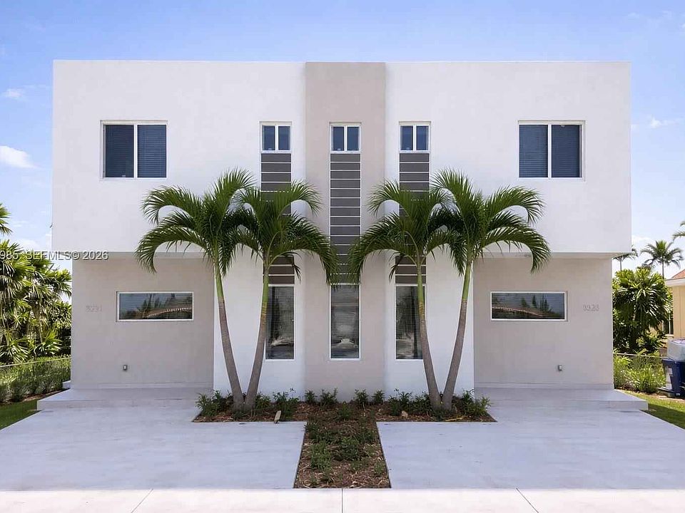1st image of 3323 SW 87th Pl Unit 3323