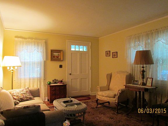 4th image of 28 McKinley Pl
