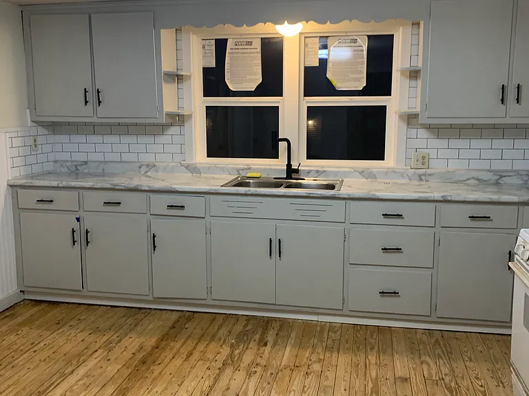 703 Main St — Photo 2