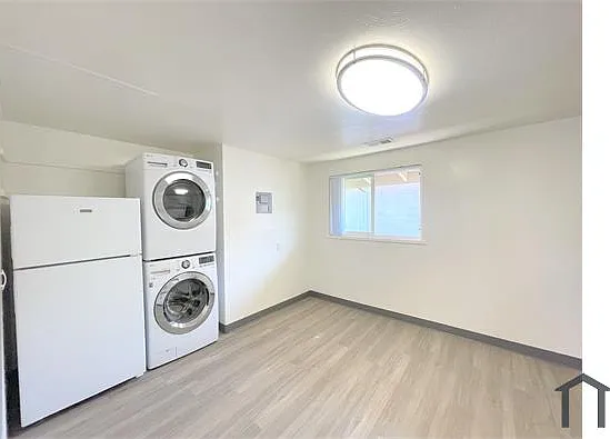 2 bed, 777 sqft, $1,600 — Photo 3