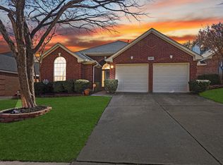 4808 Davy Crockett Trl, Fort Worth, TX 76137
