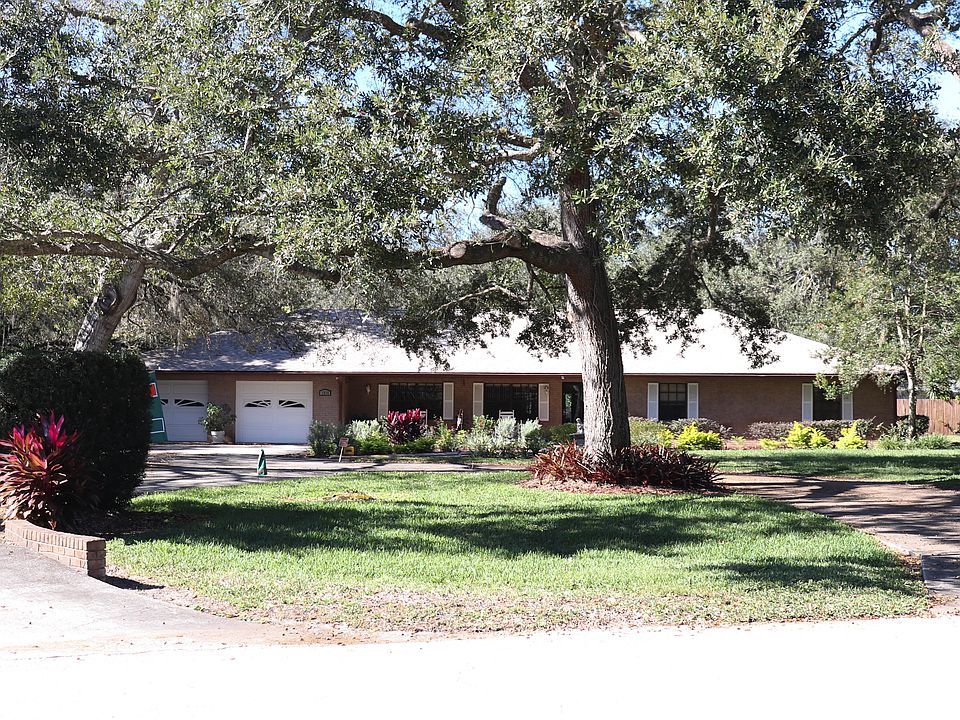 1st image of 1515 Country Oaks Blvd