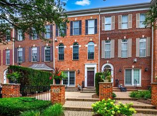 332 Big Rail Dr, Naperville, IL 60540