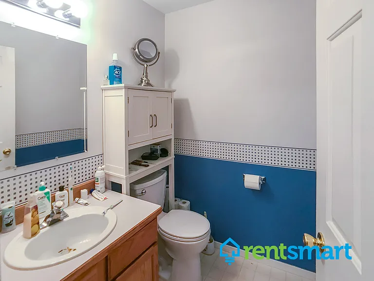 904 Charlo St — Photo 10