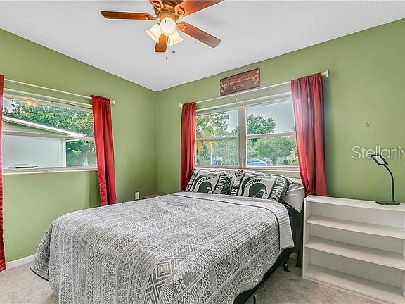 3rd image of 413 Carolina Ave