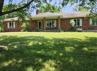 310 NE V Hwy, Warrensburg, MO 64093