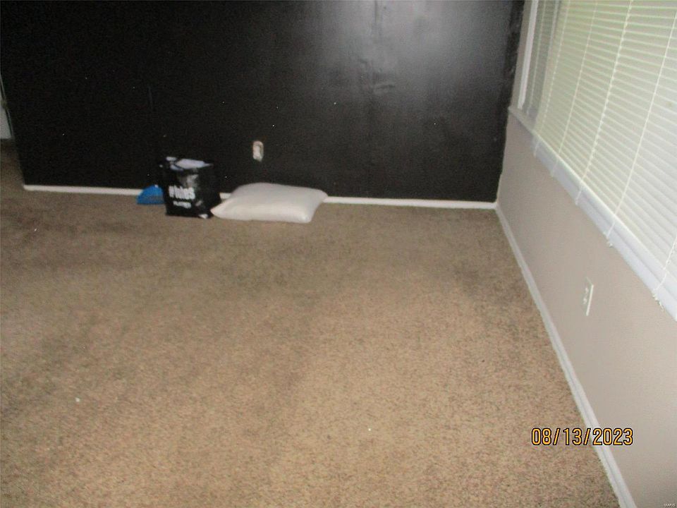 2nd image of 1521 Trampe Ave
