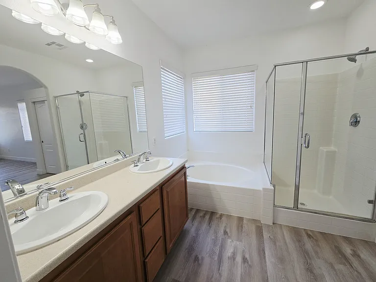 8237 Brilliant Pompon Pl — Photo 14