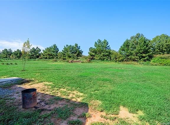 4th image of 149 Mountain Island Dr
