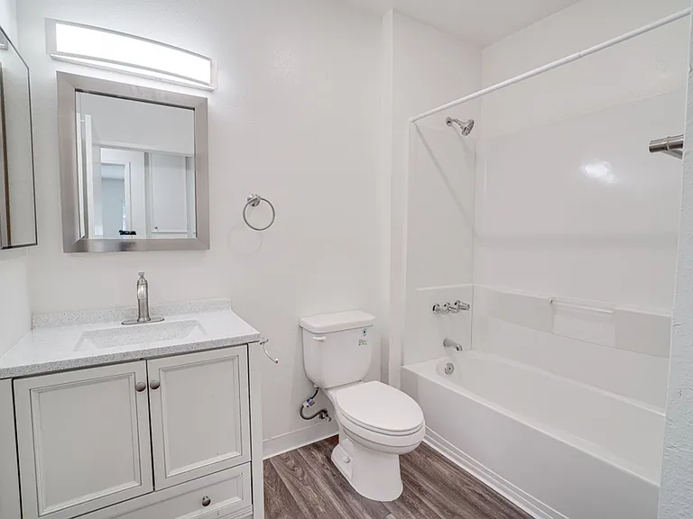 Fletcher Valley Apartments — Photo 13