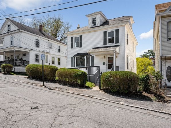 113 Bellevue St, Lowell, MA 01851