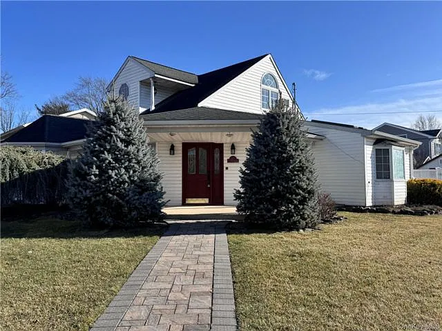 37 Spray Ln