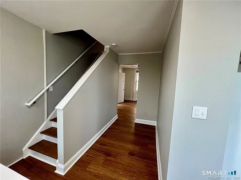 122 Seaside Ave #2 — Photo 3