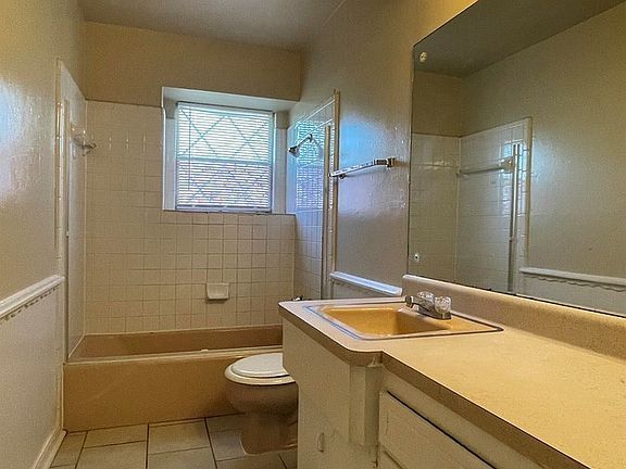 5th image of 1525 Hampton Dr