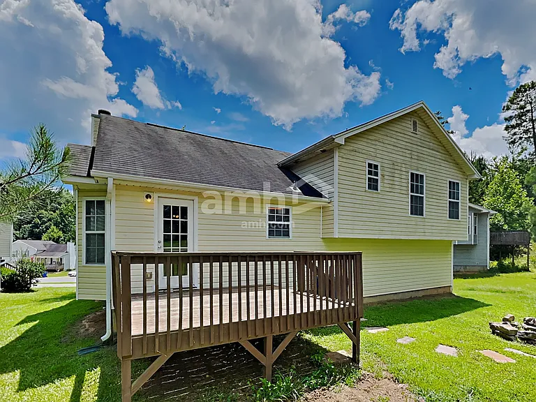 220 Remington Ct — Photo 20