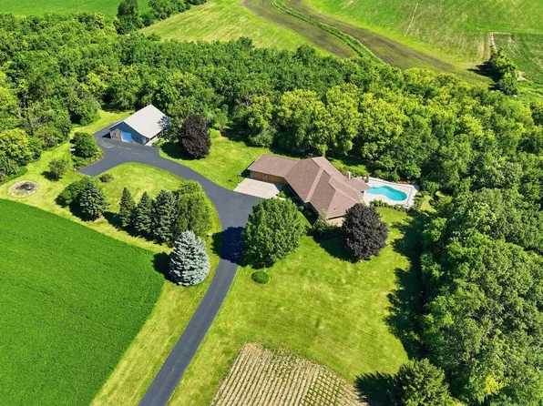 9325 E Six Corners ROAD, Milton, WI 53563