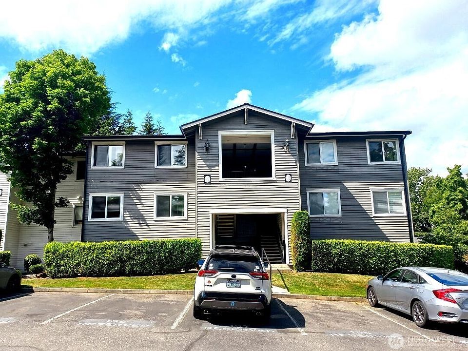 1st image of 15415 35th Avenue W #E205