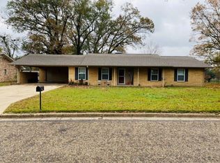 404 Rosewood St, Mount Pleasant, TX 75455