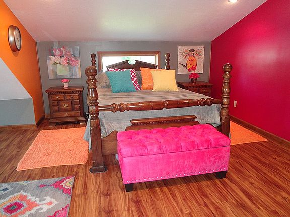 Bedroom Above Garage Num 3