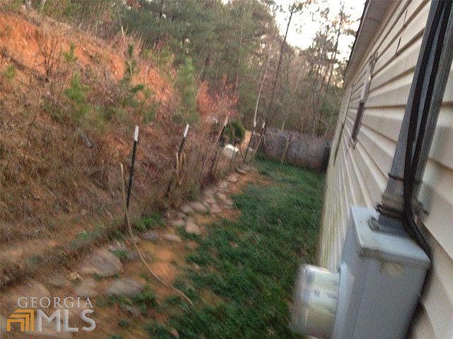 2nd image of 830 Moon Crest Rdg