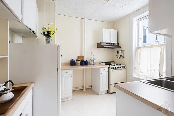 Sold by Halstead Real Estate | media 15