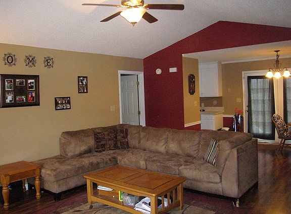 5th image of 102 River Bluff Dr