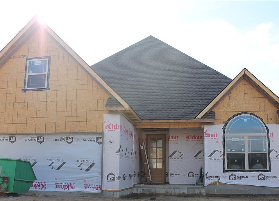 2nd image of 2935 Sierra Ct