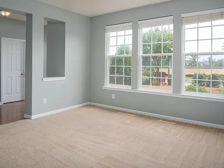 1001 Remington Oaks Cir — Photo 8