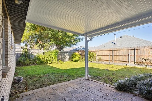 2 Schill Ave — Photo 23