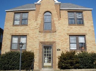 3947 Chippewa St, Saint Louis, MO 63116