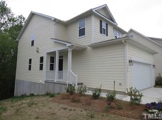 1868 Lake Glen Dr, Fuquay Varina, NC 27526